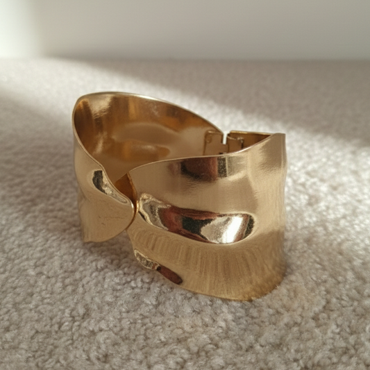 VeroShine Everyday Cuff