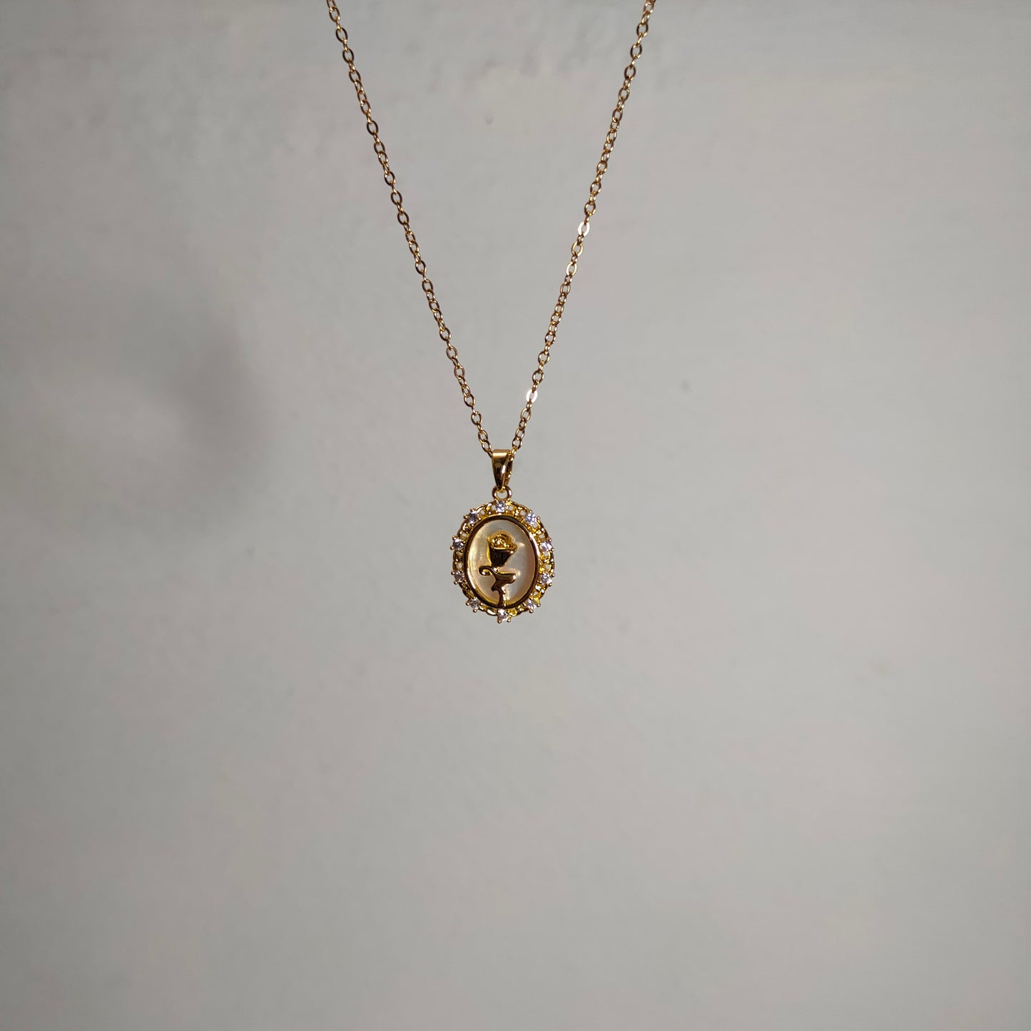Statement Rose necklace