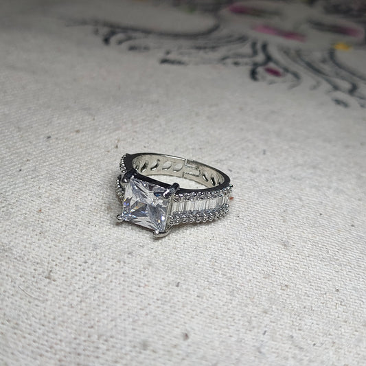 Bel Viaggio White Gold Moissanite Ring