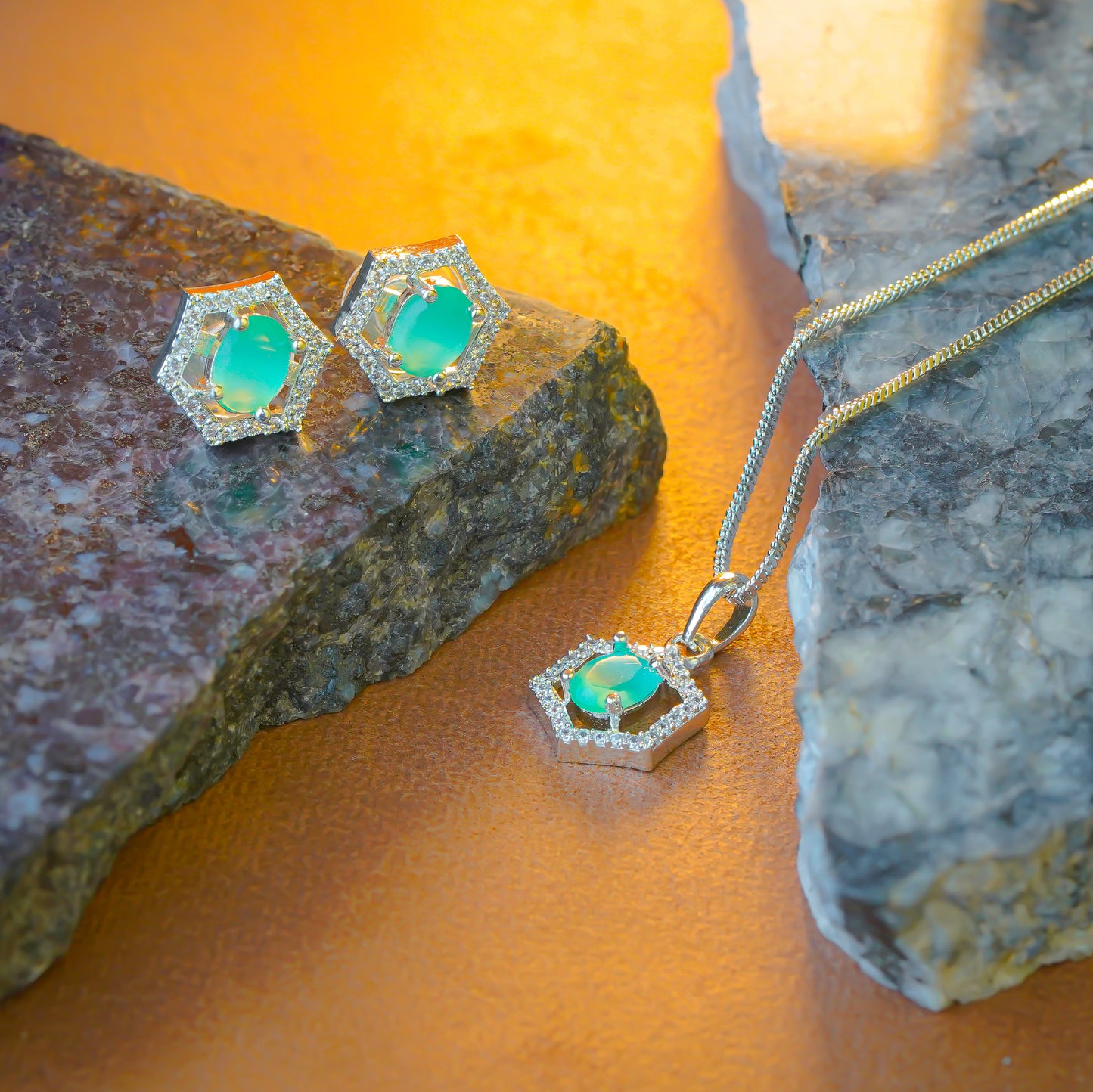 Pendant