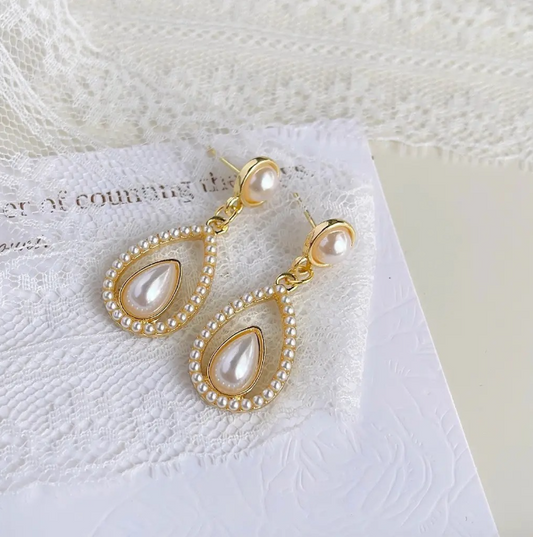 Pearl Tear Drop Earring