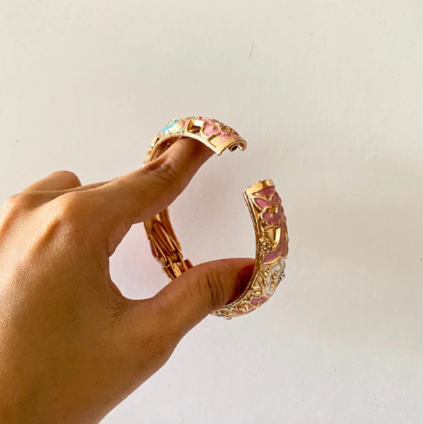Noor Broad Enamel Bangle