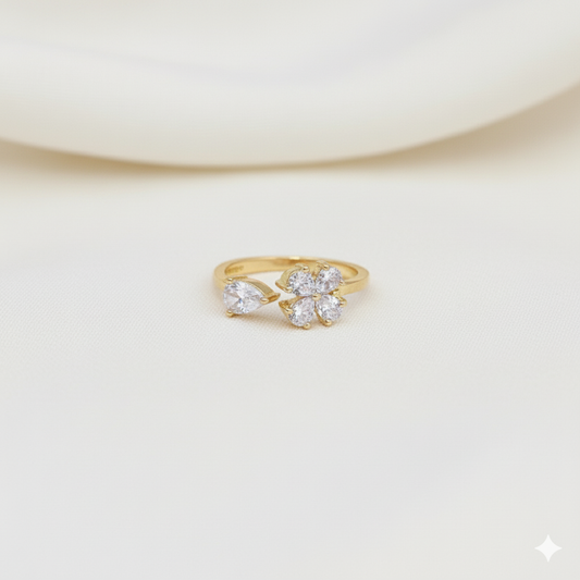 Gold Clover Ring