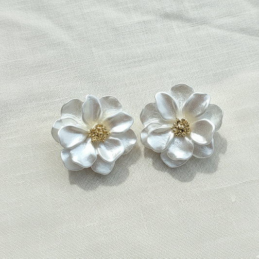 White Flower Stud Earring