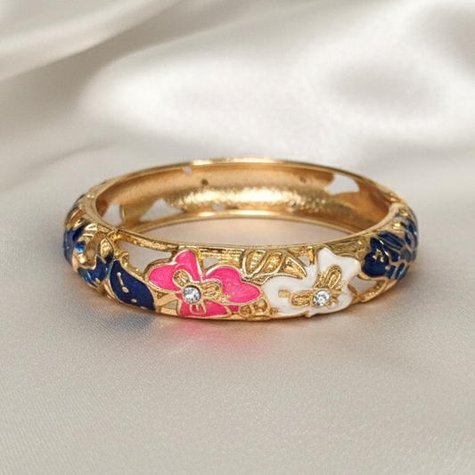 Gulzar Meenakari Kada