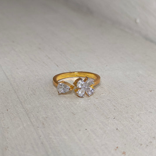 Gold Clover Ring