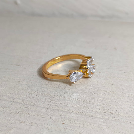Gold Clover Ring