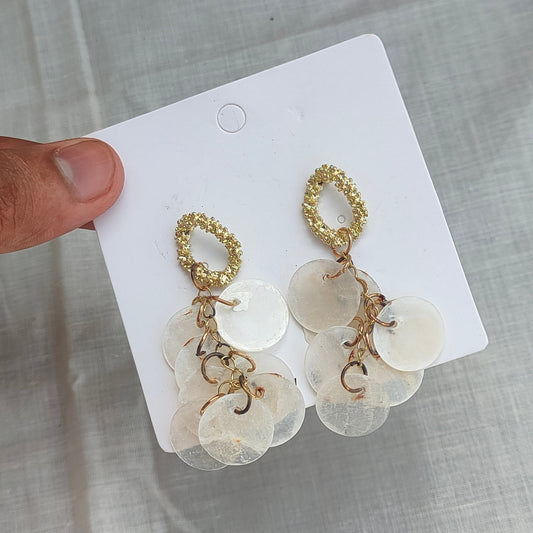 Pearly White Shell Disc Earring