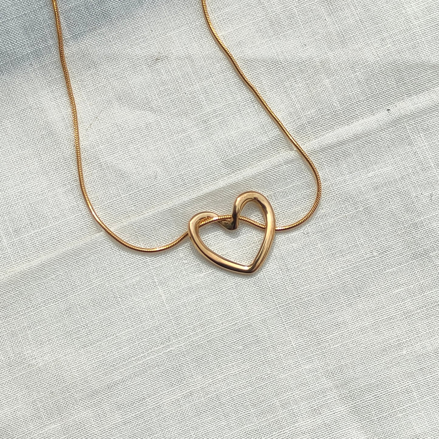 Hollow Heart Pendant Necklace