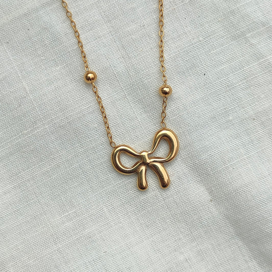 Bow Necklace