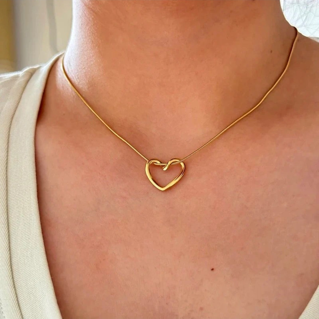 Hollow Heart Pendant Necklace
