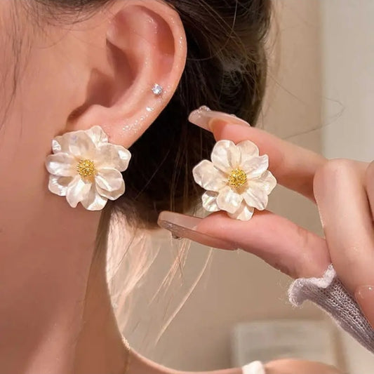 Folded Petal Flower Stud Earrings