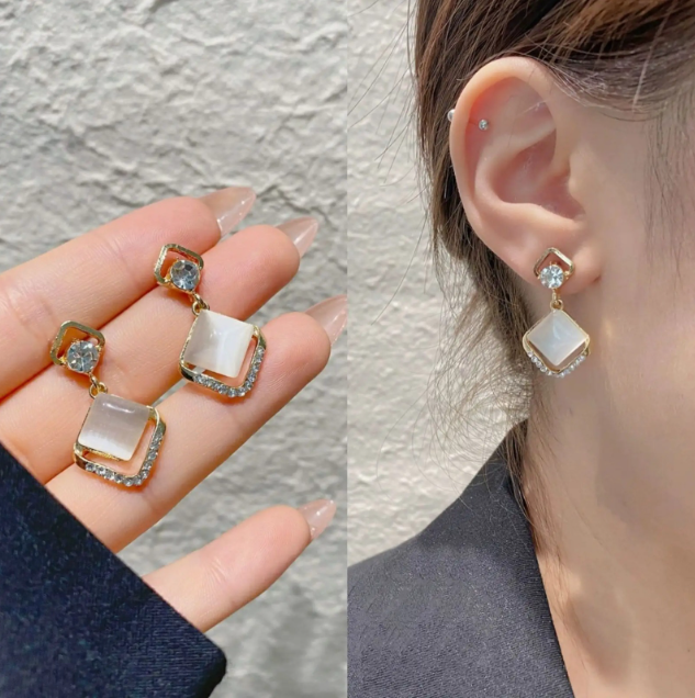 Square Pearl Bow Earring