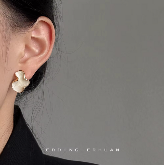 White Cloud Stud Earring