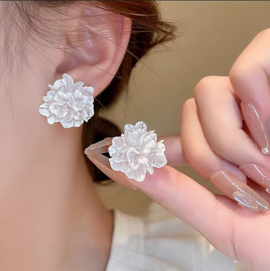 Simple Flower Stud Earring