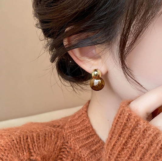 Ombre Round Disc Stud Earring