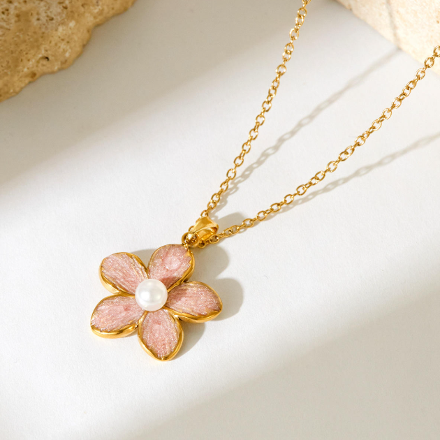 Pink Flower Pendant Necklace