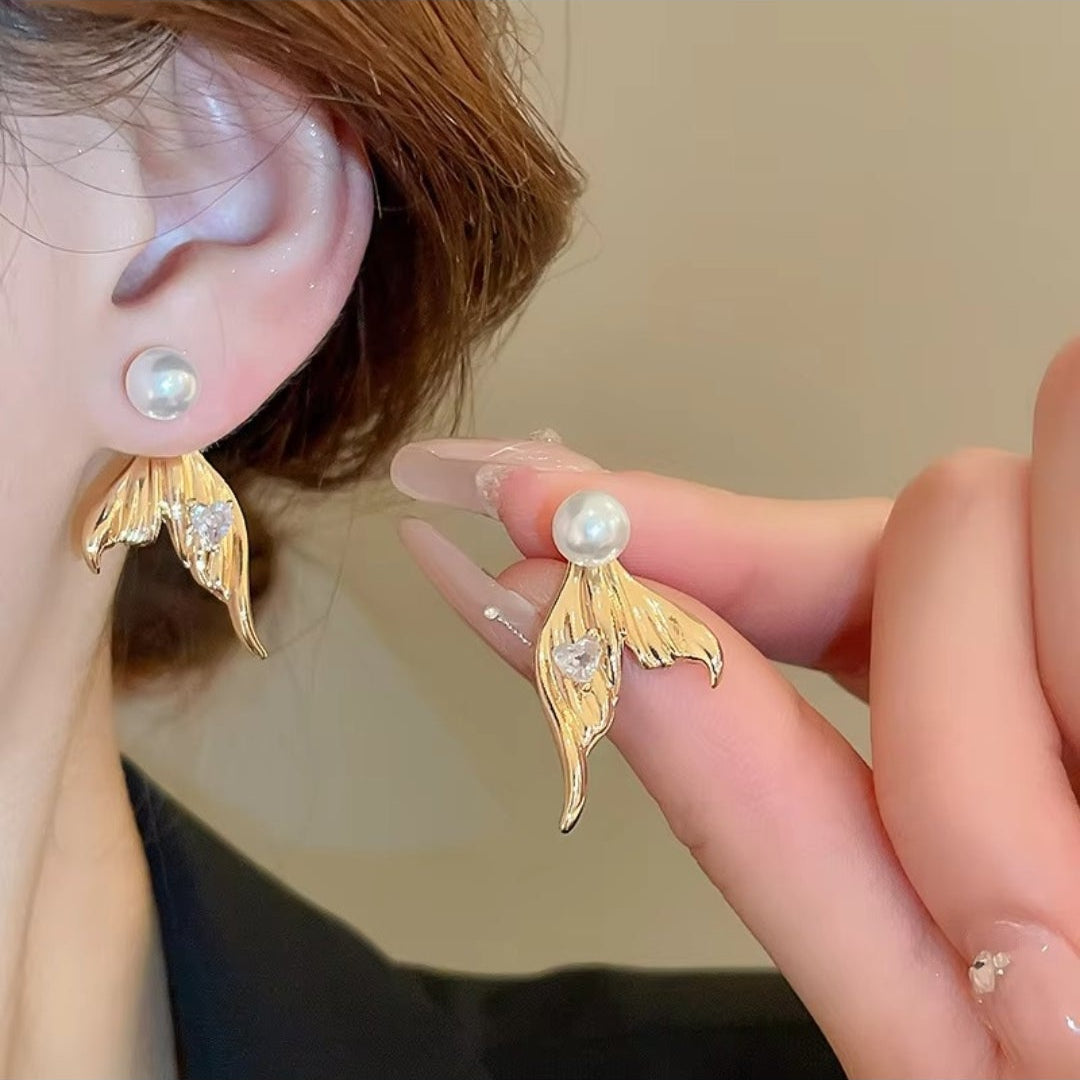 Fishtail Pearl Earrings